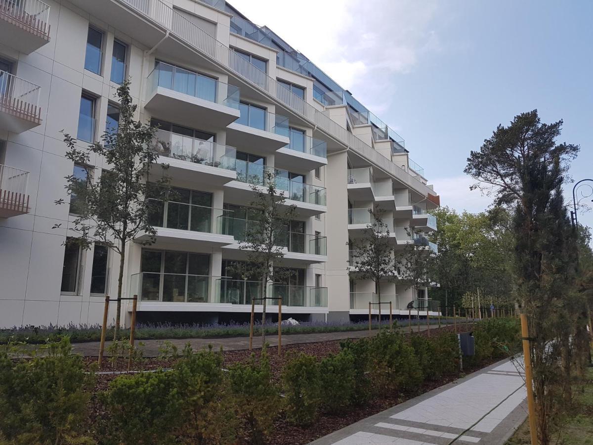 Albus 112 Apartpark Świnoujście Exteriör bild